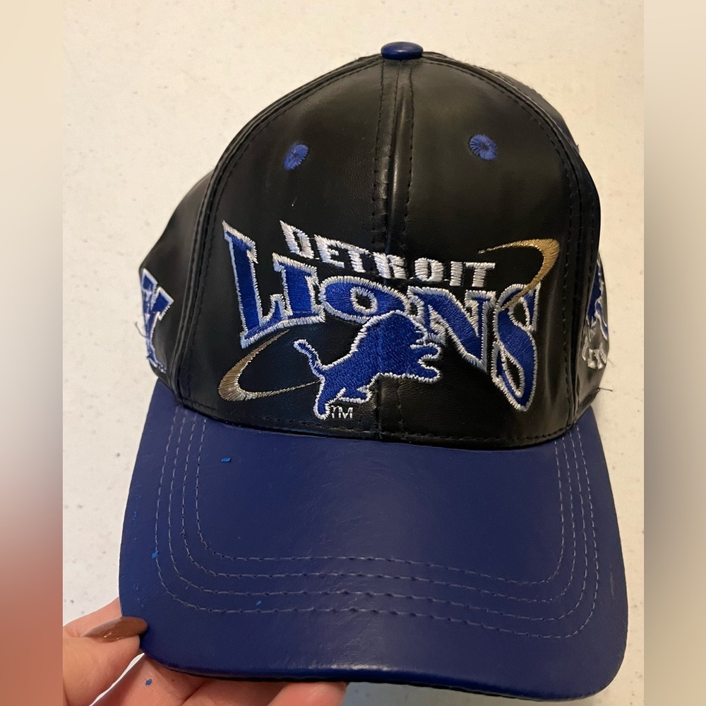 Faux leather Detroit Lions Hat